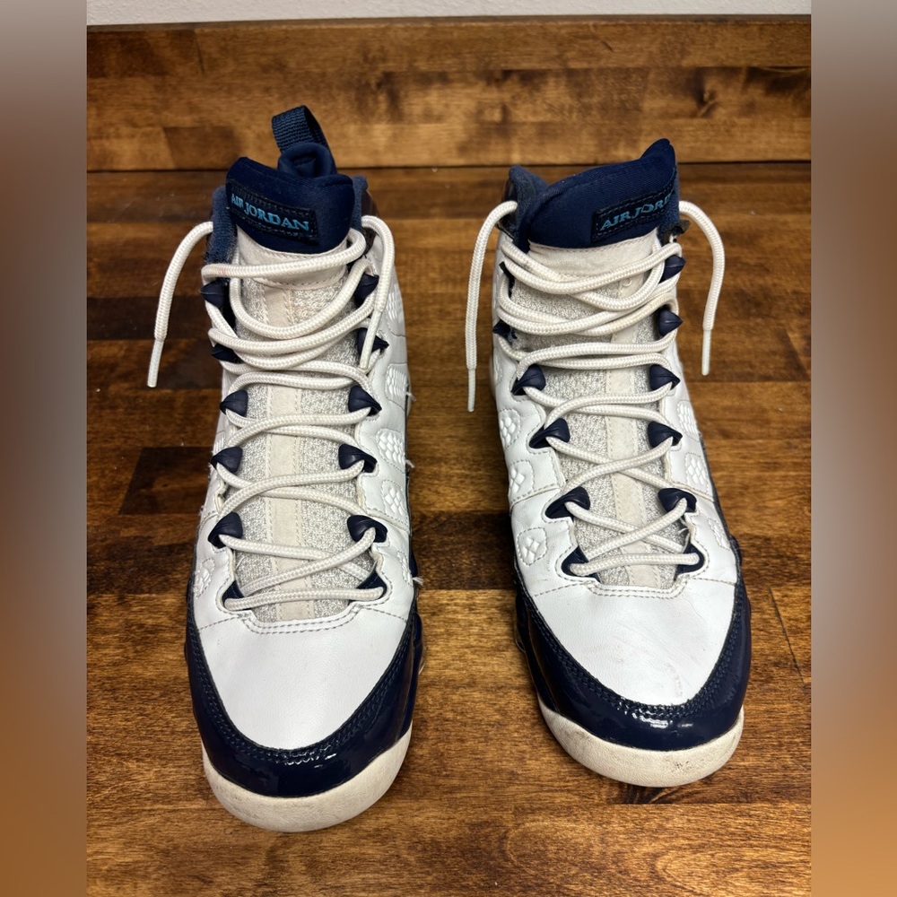 Nike Air Jordan 9 Retro Pearl Blue UNC (2019) 
Youth size 6